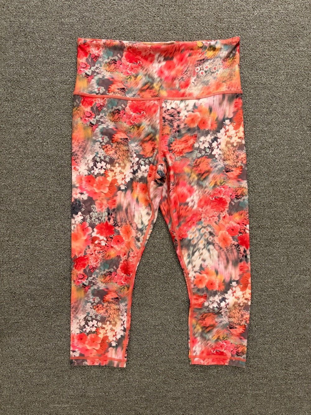 Athleta Floral Coral & Gray Capri Leggings